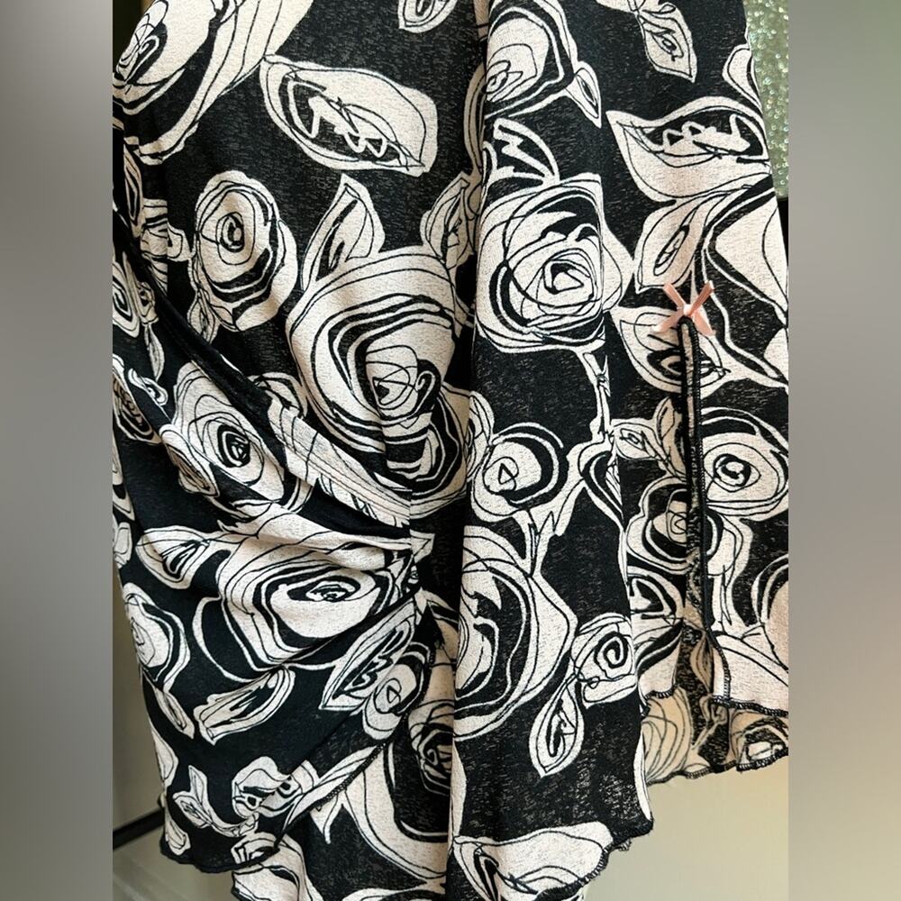 Y2K Floral Wrap Top | Pink Rose Print Mesh Blouse | Flared Sleeve | Size L - Picture 7 of 9